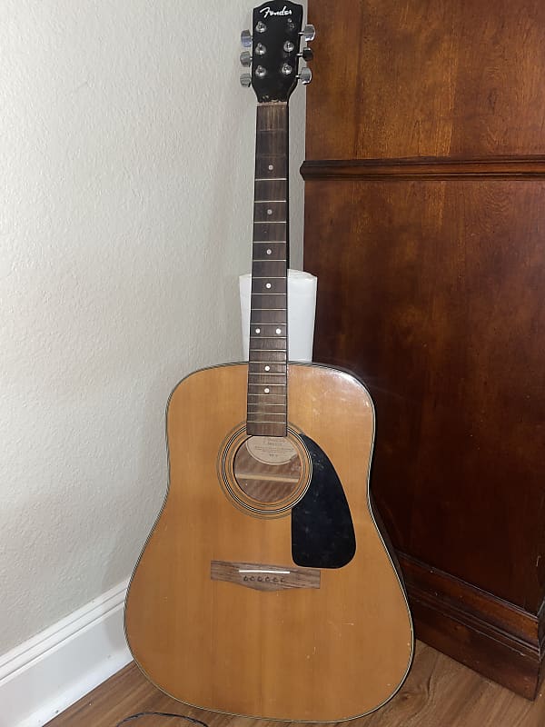 Fender DG-8S Solid Spruce/Mahogany Dreadnought Pack 2010s - Natural image 1