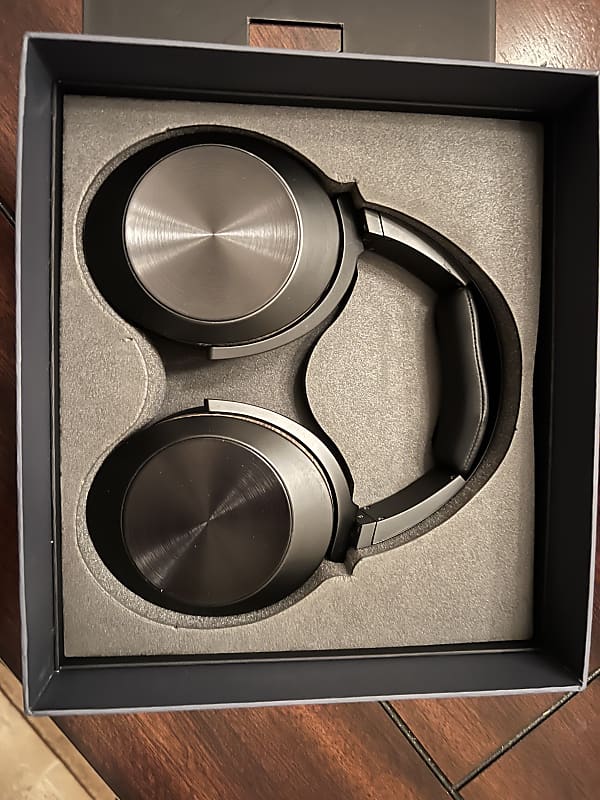 Audeze EL-8 Closed-Back Planar Magnetic Headphones – Mint | Discontinued Audiophile Classic  			