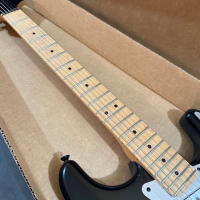 Fender Squier Contemporary Stratocaster Special Electric Guitar - Black image 7
