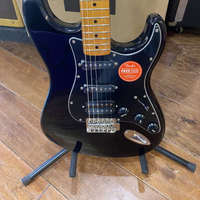 Squier Classic Vibe 70's Stratocaster HSS Black #ISSI21001700 (7lbs, 4.8oz) image 2