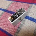 Xotic  SP Compressor Guitar Effects Pedal White