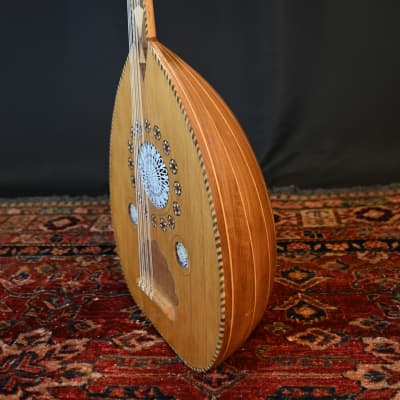 Sold at Auction: Vintage Middle Eastern Oud Musical Instrument