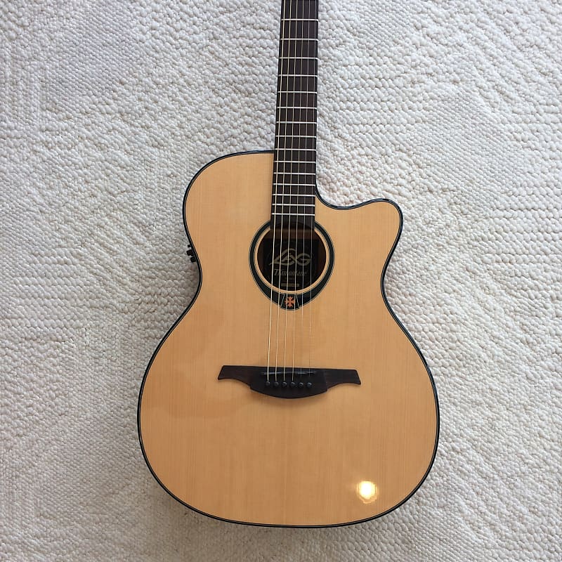 Lag acoustic guitar deals price