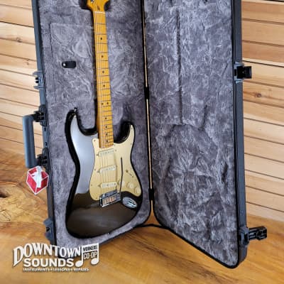 Fender American Ultra Stratocaster with Fender Molded Hardshell Case - Texas Tea image 7