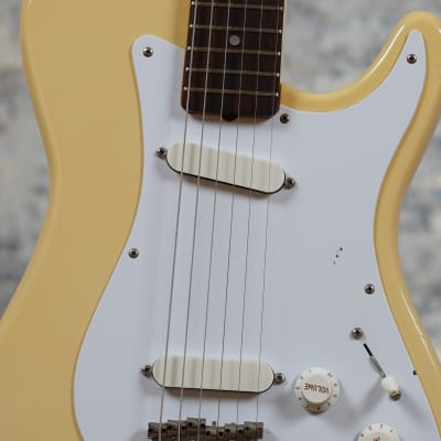 Fender Bullet 1980s image 6