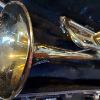 Yamaha YTR-2320 Trumpet, Japan, fair physical condition, good playing condition image 14