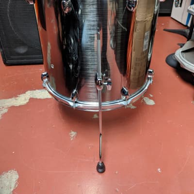 Near New! Pearl Export 16 X 18" Stainless Steel Look Floor Tom - Looks & Sounds Excellent! image 4