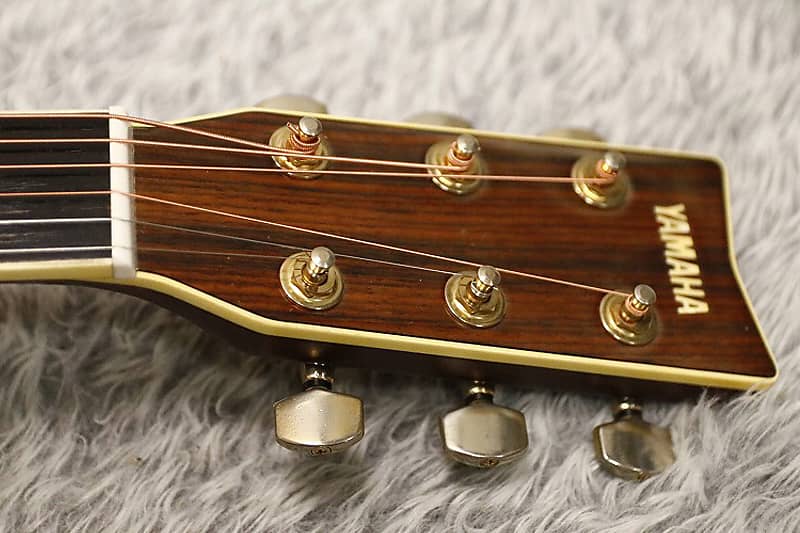 1980's made Vintage Yamaha FG-400D Solid Spruce/Palisander w