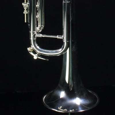 Bach Stradivarius LR180S37 Reverse Lead Professional Bb Trumpet (Silver Plated) image 2