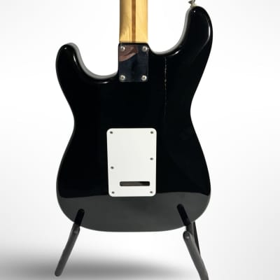 Fender Standard Stratocaster *1992* with Vintage Tremolo, Rosewood Fretboard Black image 12