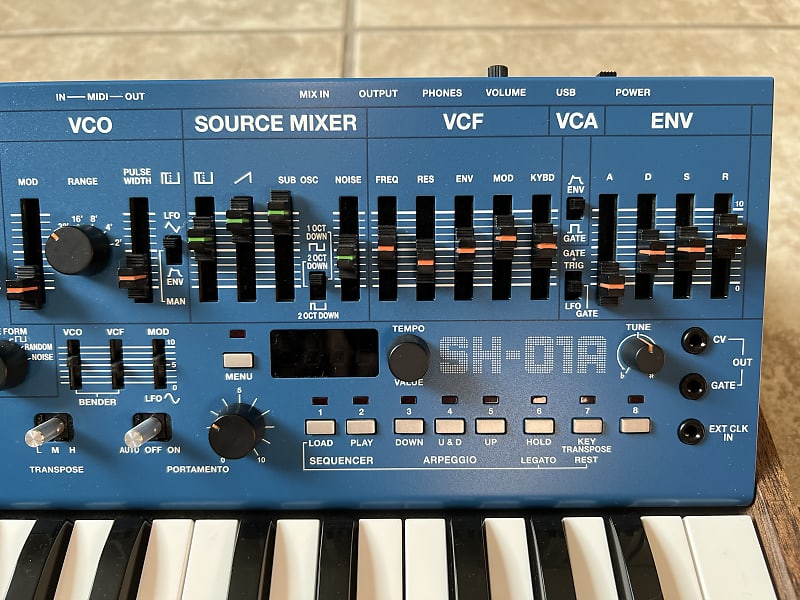 Roland Boutique SH-01A シンセサイザー DK-01付き MATRIXSYNTH: Roland SH-01A Boutique Synthesizer BLUE! With