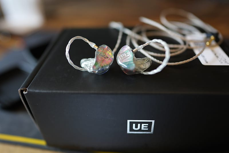 ultimate ears IEM 18+ Pro 2024 clear & pearl (custom) Reverb