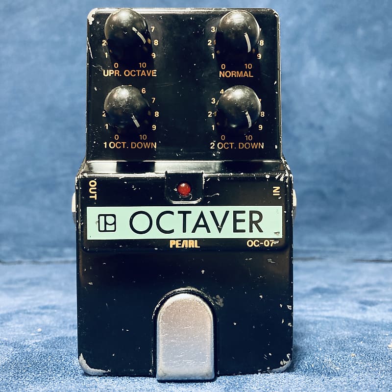 Pearl OC-07 Octaver Vintage Pitch Shifting Octave Effect Guitar Pedal •  Tested • Serviced