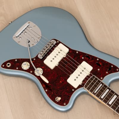 2023 Fender Traditional Late 60s Jazzmaster, Ice Blue Metallic w 