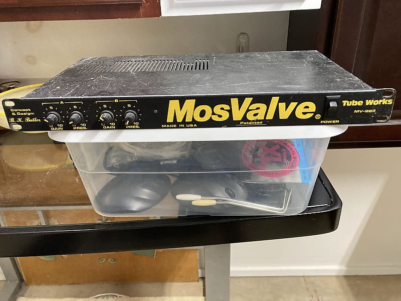 希少品！Tube Works MosValve MV-982　ビンテージ Tube Works Mosvalve MV-982 Rack Power Amp | Reverb