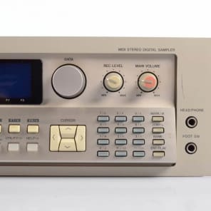AKAI S3200 MIDI Stereo Digital Sampler LOADED SCSI ADAT AES NEEDS REPAIR #26605 image 4