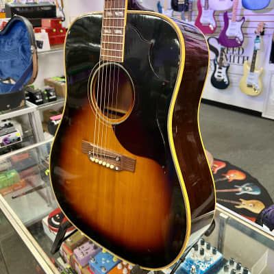 Gibson Southern Jumbo Acoustic 1968, Sunburst with Case - Pre Owned *As Is* image 3