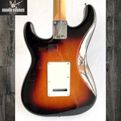 Fender Limited Edition Player Series Stratocaster, Roasted Maple Neck 2023 - 3 Tone Sunburst image 8