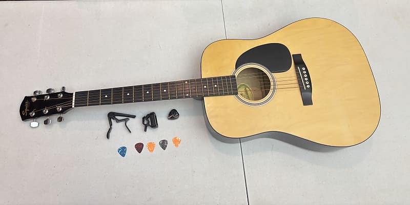 海外品 squier SA-105 アコースティックギター スクワイヤー 海外品 squier SA-105 アコースティックギター スクワイヤー ギター