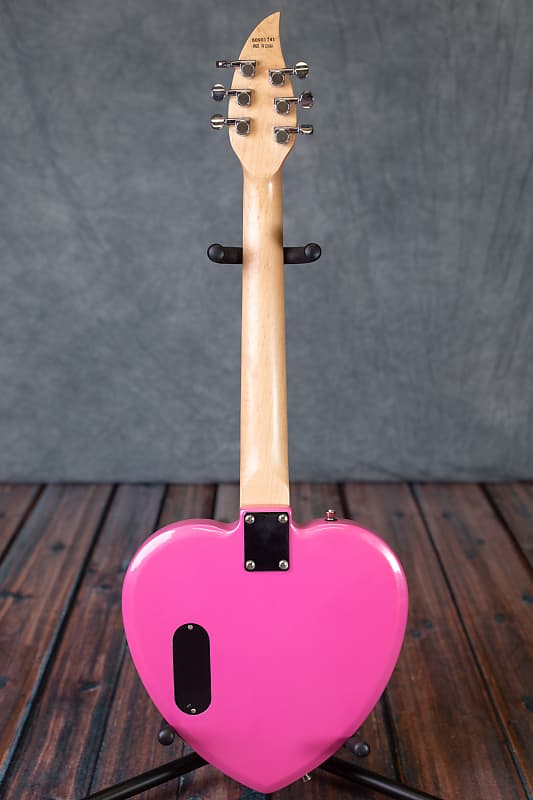 Daisy Rock Debutante Heartbreaker Pink | Reverb