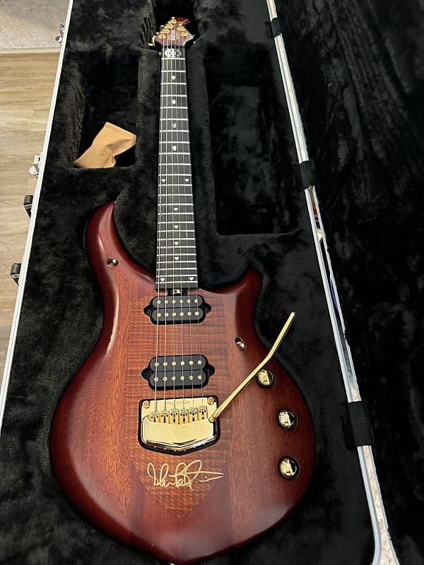 Ernie Ball Music Man John Petrucci Signature Artisan Majesty 6 2015 - 2018  - Marrone