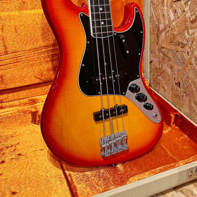 Pre Owned Fender 2019 Rarities Flame Ash Top Jazz Bass - Plasma Red Burst, Ebony Inc. Case image 5