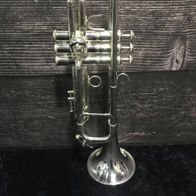 Holton T101 SYMPHONY – TRUMPET | Reverb