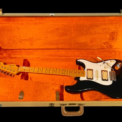 Fender USA Dave Murray Signature Stratocaster - First Run 2009 - Black w/ OHSC - Paperwork and Case Candy image 3