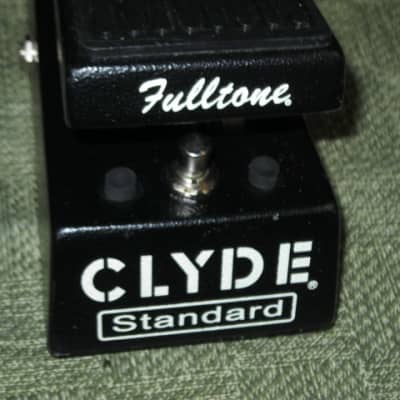 used with light player's wear (but mostly clean) 2008 Fulltone Clyde Standard Wah (BLACK) designed with NO external controls, + printout copy of Owner's Manual (NO box, NO original paperwork, NO sticker) image 4