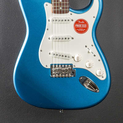 Squier Classic Vibe 60’s Stratocaster - Lake Placid Blue image 2