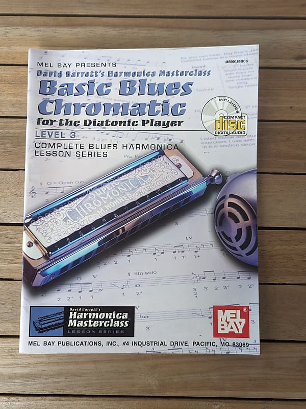 Book & CD: David Barrett's Harmonica Masterclass - Basic Blues Chromatic for the Diatonic Player, (44pp + CD) image 1