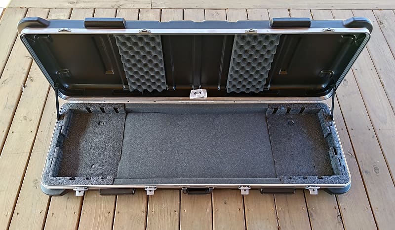 SKB Padded ATA Hard Case Locking for 76 Note Keyboard Guitar Pro Sound Equipment imagen 1