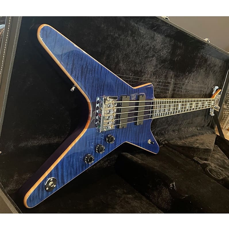 ML METALMAN - CLASSIC BLACK | Dean Guitars