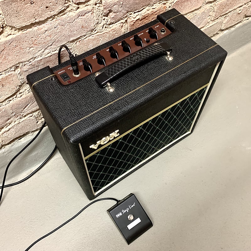 🎸 VOX PATHFINDER 15 / V9158 / Korea / „Blue Bulldog“ / one