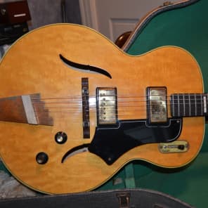 1950's supro electric guitar,   model? image 6