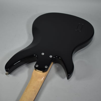 Hartke XK-4 Black Finish Electric Bass Guitar w/HSC image 14