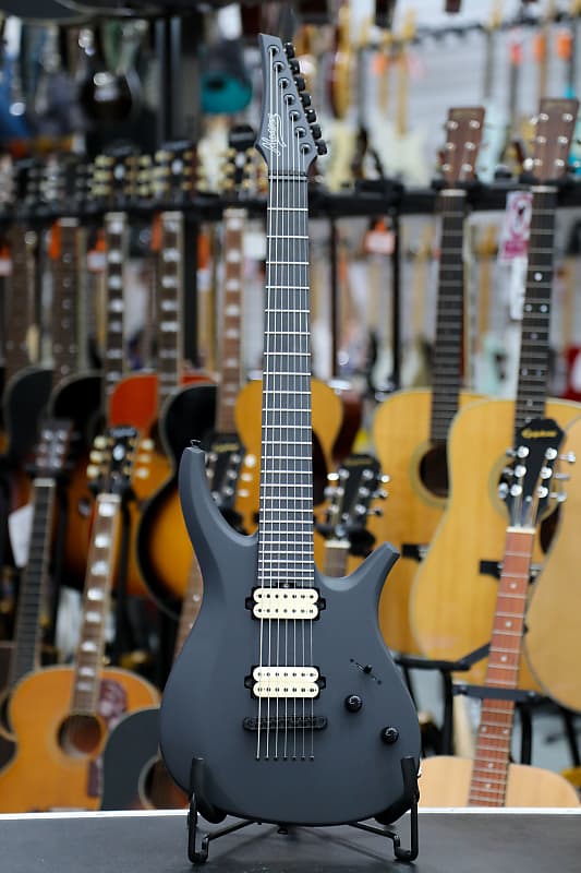 MANSON Oryx 7 Nolly Satin Black 2021