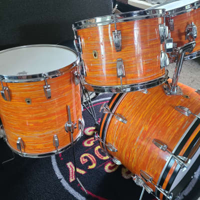 Ludwig vintage 1968 Mod Orange 4 Piece Hollywood Drum Set, 22 16