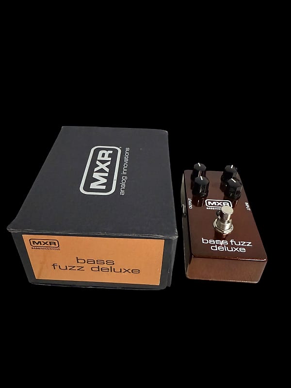 MXR M84 Bass Fuzz Deluxe