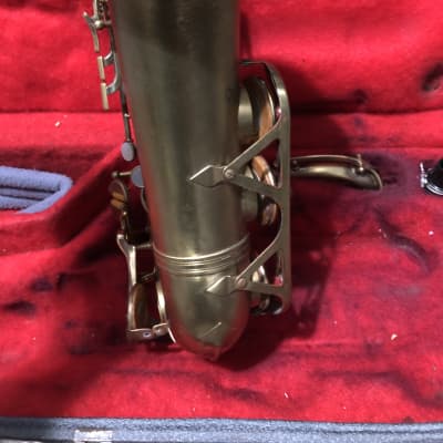 Early 1960s Vito Alto Sax Saxophone - Four Digit Serial image 9