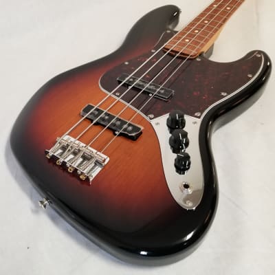 Fender Vintera '60s Jazz Bass, Pau Ferro Fingerboard, 3-color Sunburst image 5