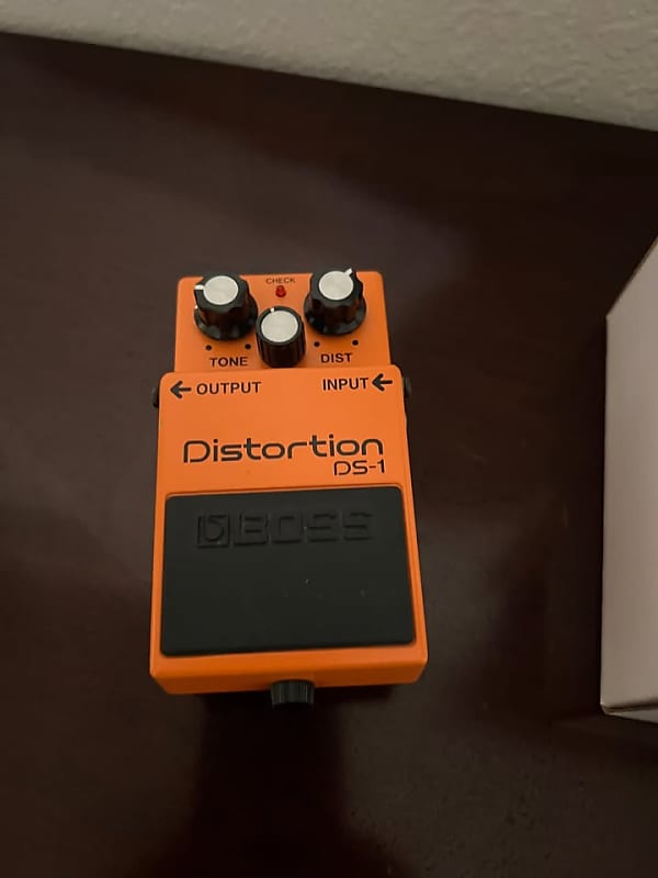 Boss DS-1 Distortion