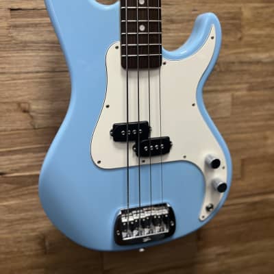 G&L USA SB-1  4- string bass 2021 - Himalayan Blue- 9lbs 3oz w/G&G hard case for sale