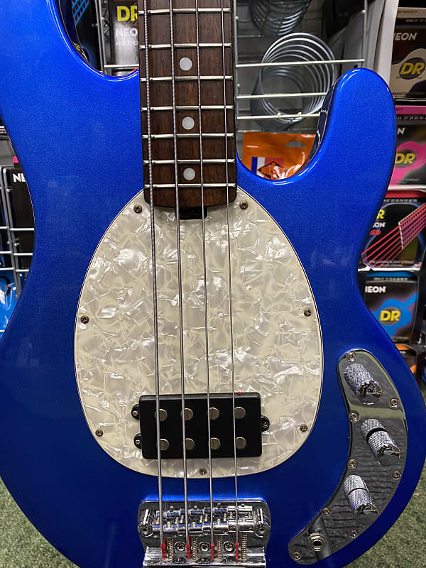 ベース OLP ERNIE BALL StingRay BASS OLP Stingray style bass licensed by Ernie Ball | Reverb