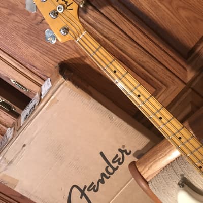 Fender Modern Player Dimension Bass with Maple Fretboard 2015 - Olympic White image 3