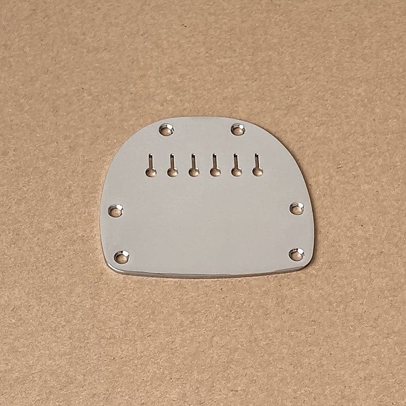 Jazzmaster/Jaguar Tailpiece plate Chrome Reverb