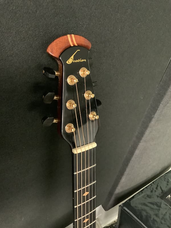 Vintage 1984 Ovation 1984-5 Collector's Series Acoustic