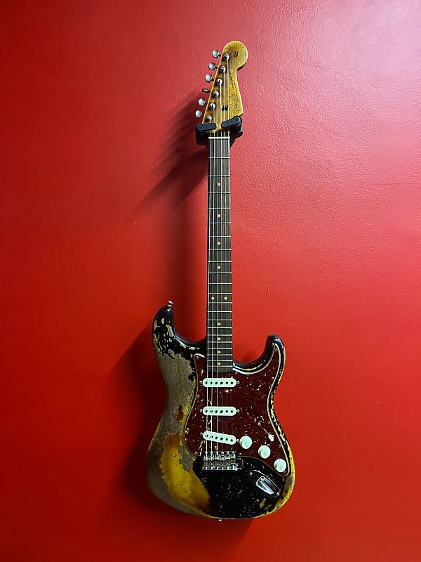 Fender Custom Shop Limited Roasted 1961 Stratocaster Super Heavy Relic Aged  Black Over 3 Color Sunburst 2022