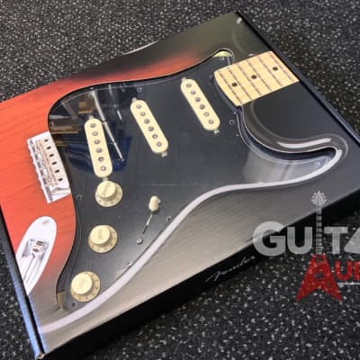 Fender Original 57/62 Prewired Stratocaster Pickguard - 3-Ply Black