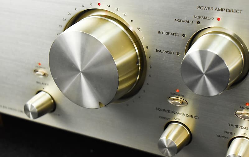 Sansui AU-α907 Limited Integrated amplifier in Excellent Sansui AU-α907 Limited Integrated amplifier in Excellent